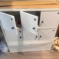 Bisley: 12 locker units