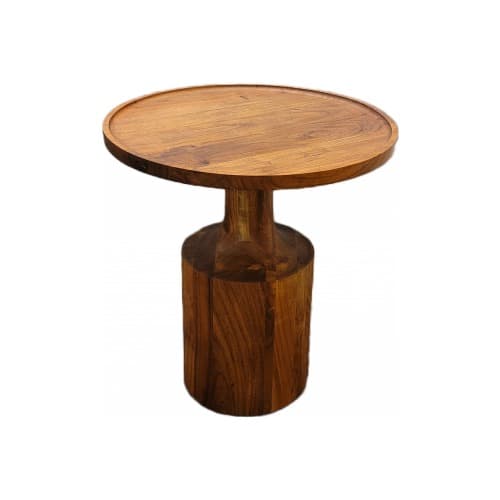 20" Round Side Table