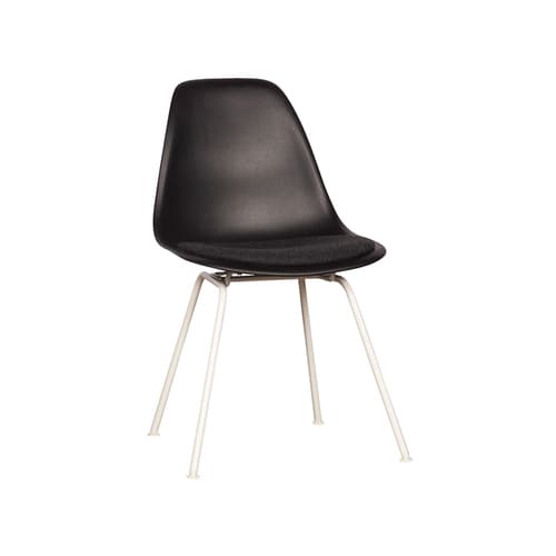 Eames Side Chair