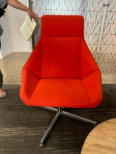 Keilhauer cahoots chair Clearance